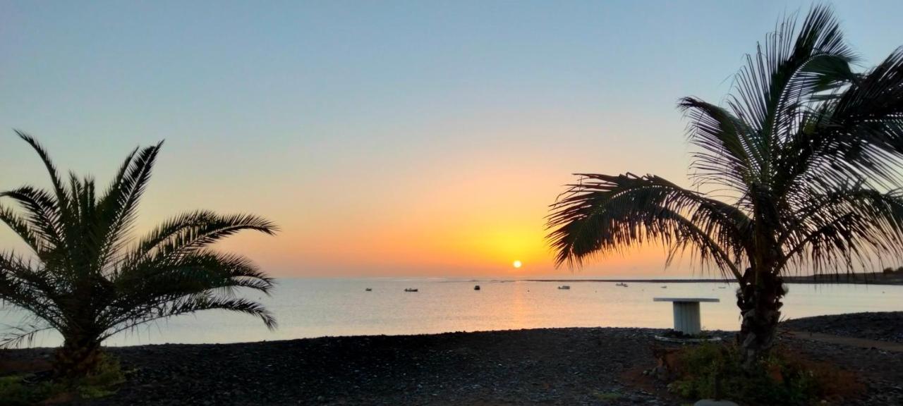Apartamento Con Encanto En La Playa Frente Al Mar "Posada Rent House" Puerto del Rosario  Eksteriør billede