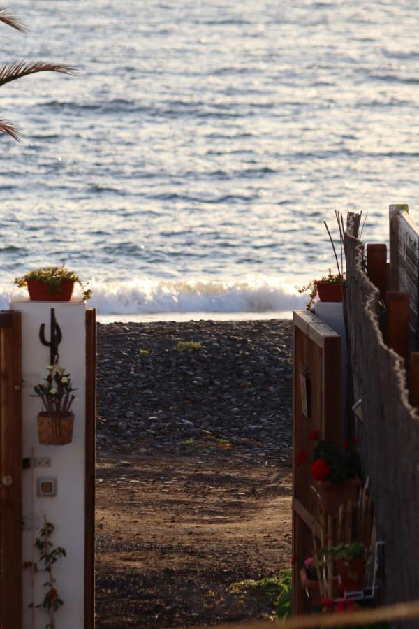 Apartamento Con Encanto En La Playa Frente Al Mar "Posada Rent House" Puerto del Rosario  Eksteriør billede